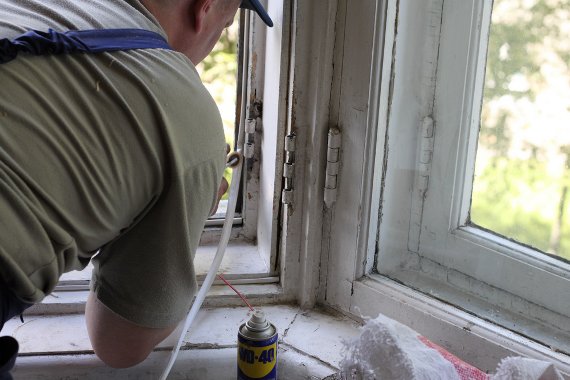 утепляем квартиру - заделка швов